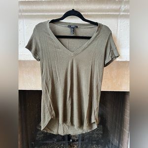 V-neck green striped t-shirt